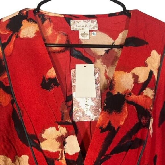 Band of the Free Red The High Priestess Floral Batwing Blouse Women Sz M - Picture 5 of 10